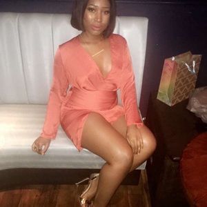 Cooper orange satin dress mini long sleeve